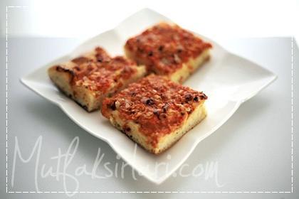 acılı ekmek