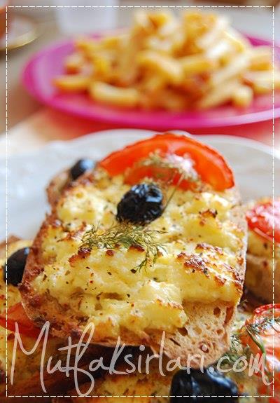 Baked Cheese Bread