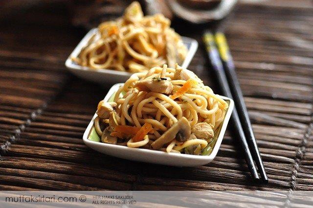 chicken_cin_pasta Chinese Noodles